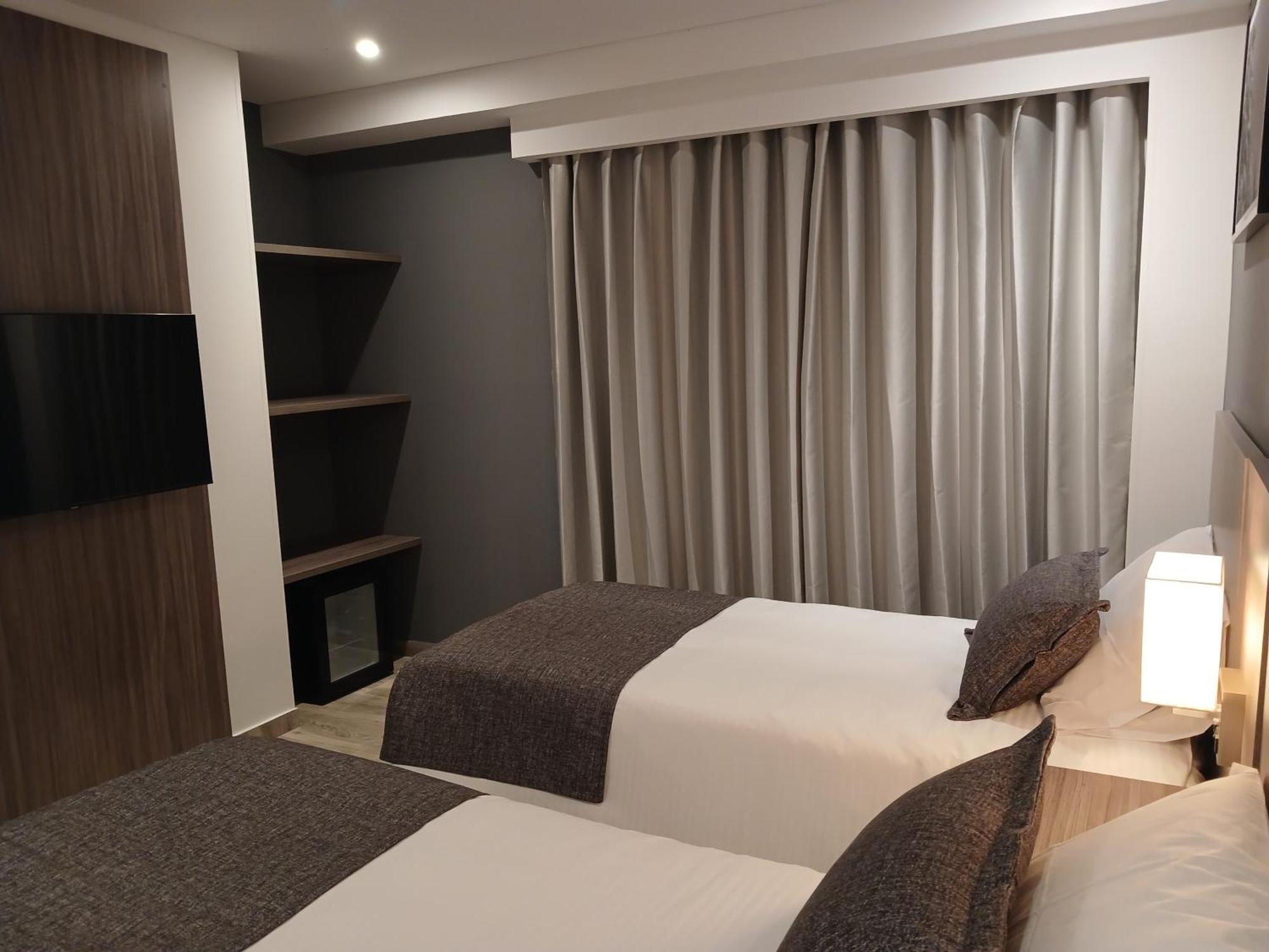 Hotel Santino Jenesano Eksteriør billede